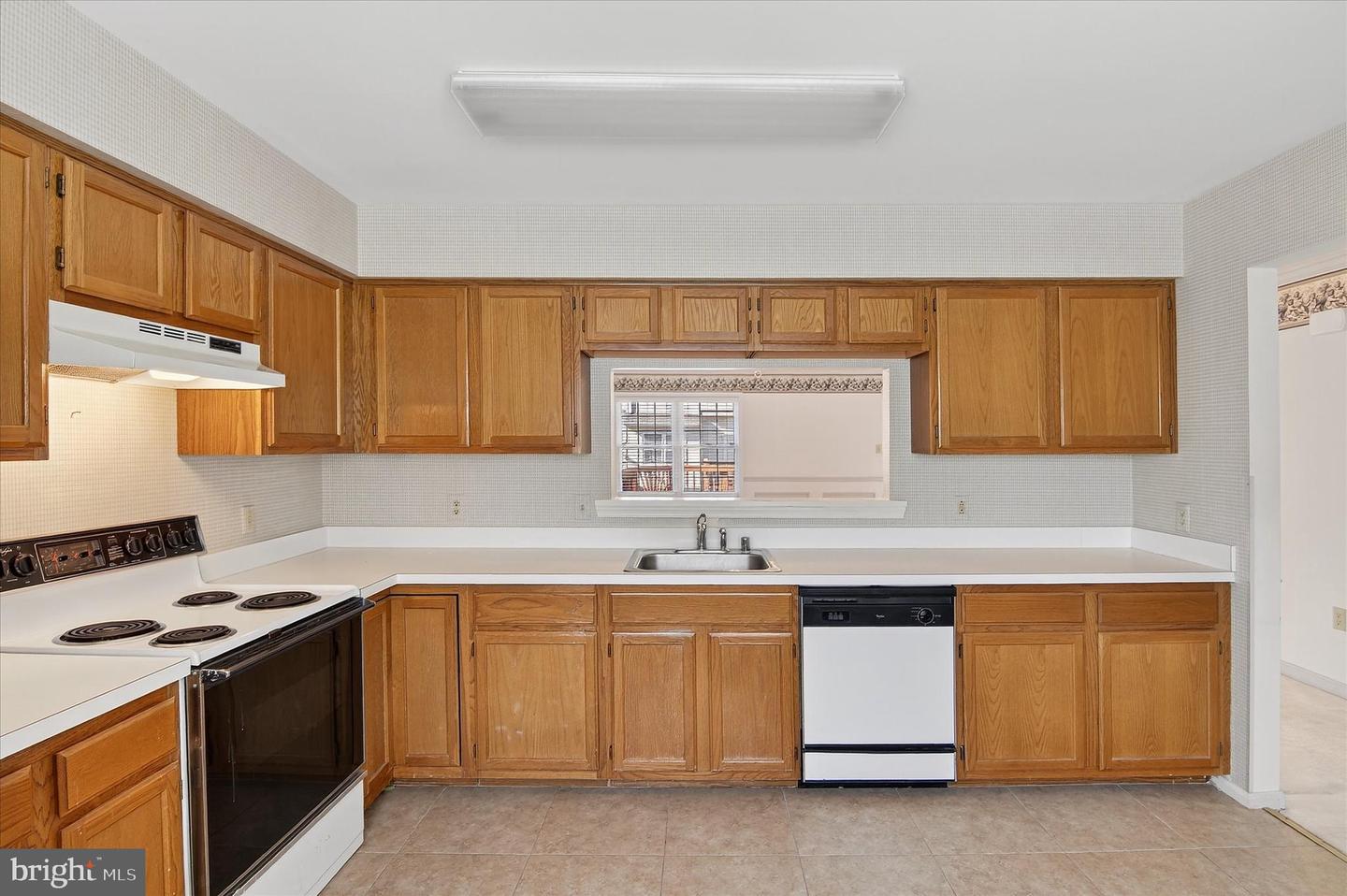 6004 KEBLE DR, ALEXANDRIA, Virginia 22315, 3 Bedrooms Bedrooms, 7 Rooms Rooms,2 BathroomsBathrooms,Residential,For sale,6004 KEBLE DR,VAFX2275848 MLS # VAFX2275848 6004 KEBLE DR, ALEXANDRIA, Virginia 22315, 3 Bedrooms Bedrooms, 7 Rooms Rooms,2 BathroomsBathrooms,Residential,For sale,6004 KEBLE DR,VAFX2275848 MLS # VAFX2275848