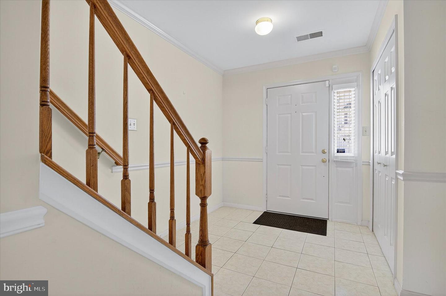 6004 KEBLE DR, ALEXANDRIA, Virginia 22315, 3 Bedrooms Bedrooms, 7 Rooms Rooms,2 BathroomsBathrooms,Residential,For sale,6004 KEBLE DR,VAFX2275848 MLS # VAFX2275848 6004 KEBLE DR, ALEXANDRIA, Virginia 22315, 3 Bedrooms Bedrooms, 7 Rooms Rooms,2 BathroomsBathrooms,Residential,For sale,6004 KEBLE DR,VAFX2275848 MLS # VAFX2275848