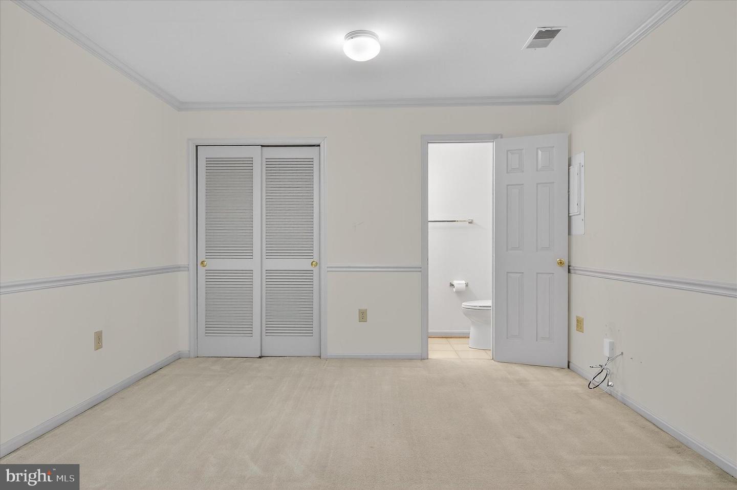 6004 KEBLE DR, ALEXANDRIA, Virginia 22315, 3 Bedrooms Bedrooms, 7 Rooms Rooms,2 BathroomsBathrooms,Residential,For sale,6004 KEBLE DR,VAFX2275848 MLS # VAFX2275848 6004 KEBLE DR, ALEXANDRIA, Virginia 22315, 3 Bedrooms Bedrooms, 7 Rooms Rooms,2 BathroomsBathrooms,Residential,For sale,6004 KEBLE DR,VAFX2275848 MLS # VAFX2275848