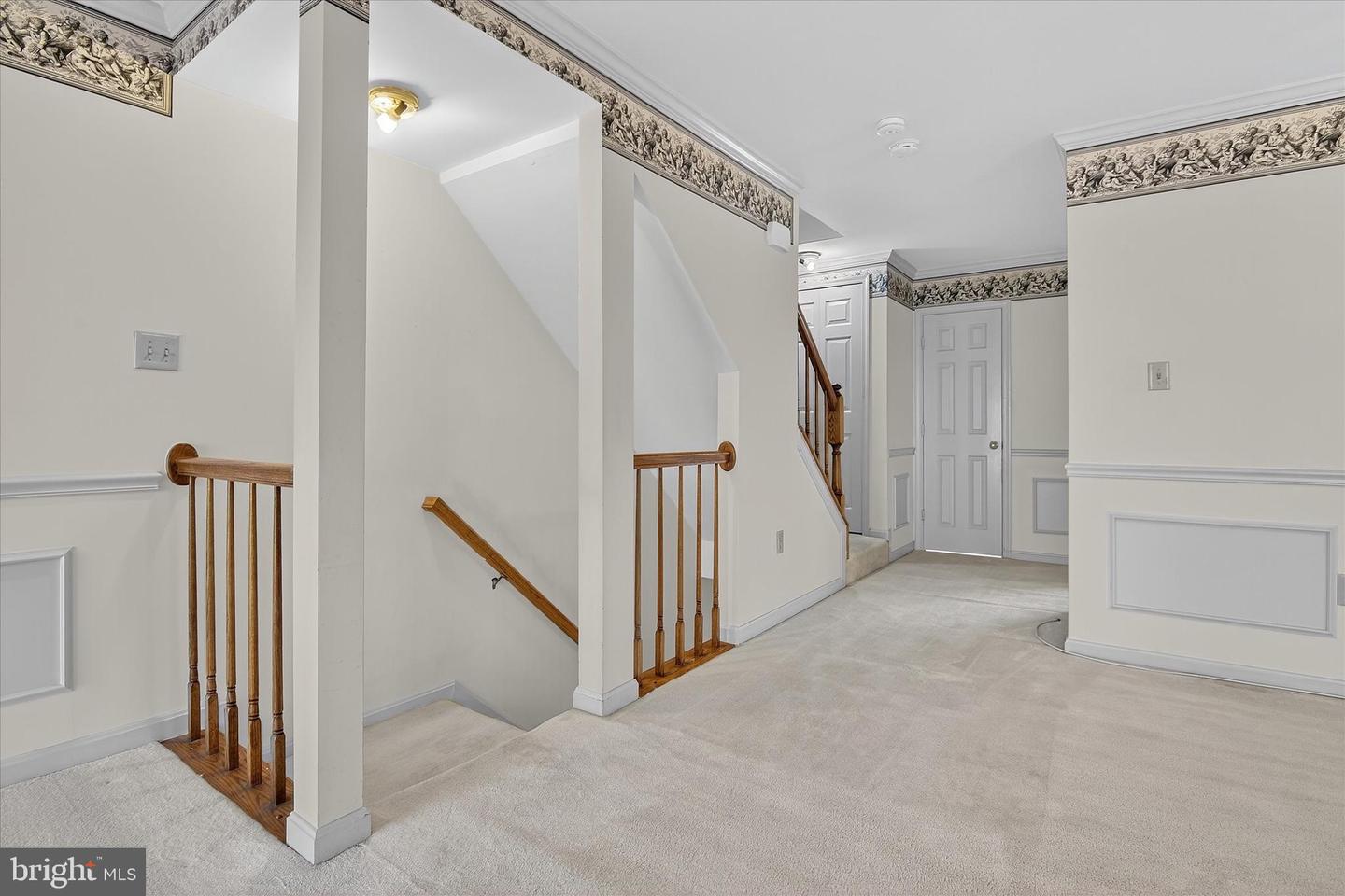 6004 KEBLE DR, ALEXANDRIA, Virginia 22315, 3 Bedrooms Bedrooms, 7 Rooms Rooms,2 BathroomsBathrooms,Residential,For sale,6004 KEBLE DR,VAFX2275848 MLS # VAFX2275848 6004 KEBLE DR, ALEXANDRIA, Virginia 22315, 3 Bedrooms Bedrooms, 7 Rooms Rooms,2 BathroomsBathrooms,Residential,For sale,6004 KEBLE DR,VAFX2275848 MLS # VAFX2275848