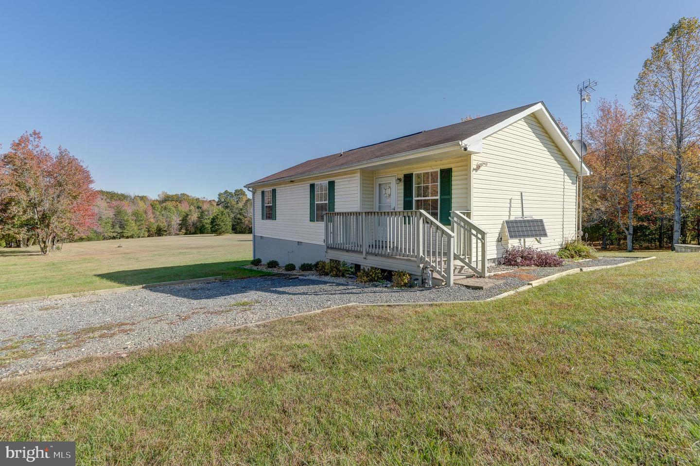 184 ANNA COVES BLVD, MINERAL, Virginia 23117, 3 Bedrooms Bedrooms, 9 Rooms Rooms,2 BathroomsBathrooms,Residential,For sale,184 ANNA COVES BLVD,VALA2008776 MLS # VALA2008776 184 ANNA COVES BLVD, MINERAL, Virginia 23117, 3 Bedrooms Bedrooms, 9 Rooms Rooms,2 BathroomsBathrooms,Residential,For sale,184 ANNA COVES BLVD,VALA2008776 MLS # VALA2008776