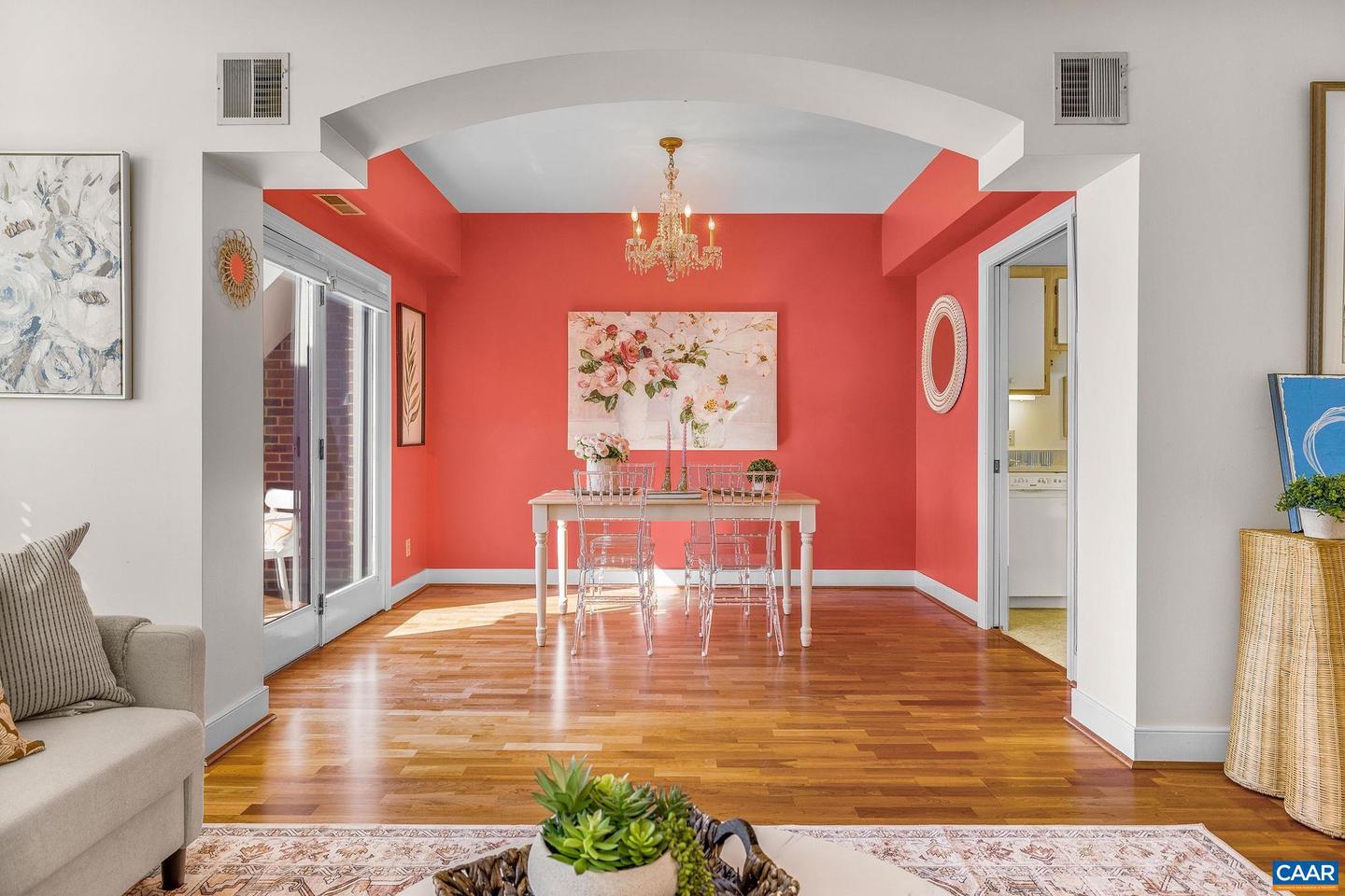 237 EAST JEFFERSON ST, CHARLOTTESVILLE, Virginia 22902, 2 Bedrooms Bedrooms, ,2 BathroomsBathrooms,Residential,For sale,237 EAST JEFFERSON ST,670356 MLS # 670356 237 EAST JEFFERSON ST, CHARLOTTESVILLE, Virginia 22902, 2 Bedrooms Bedrooms, ,2 BathroomsBathrooms,Residential,For sale,237 EAST JEFFERSON ST,670356 MLS # 670356
