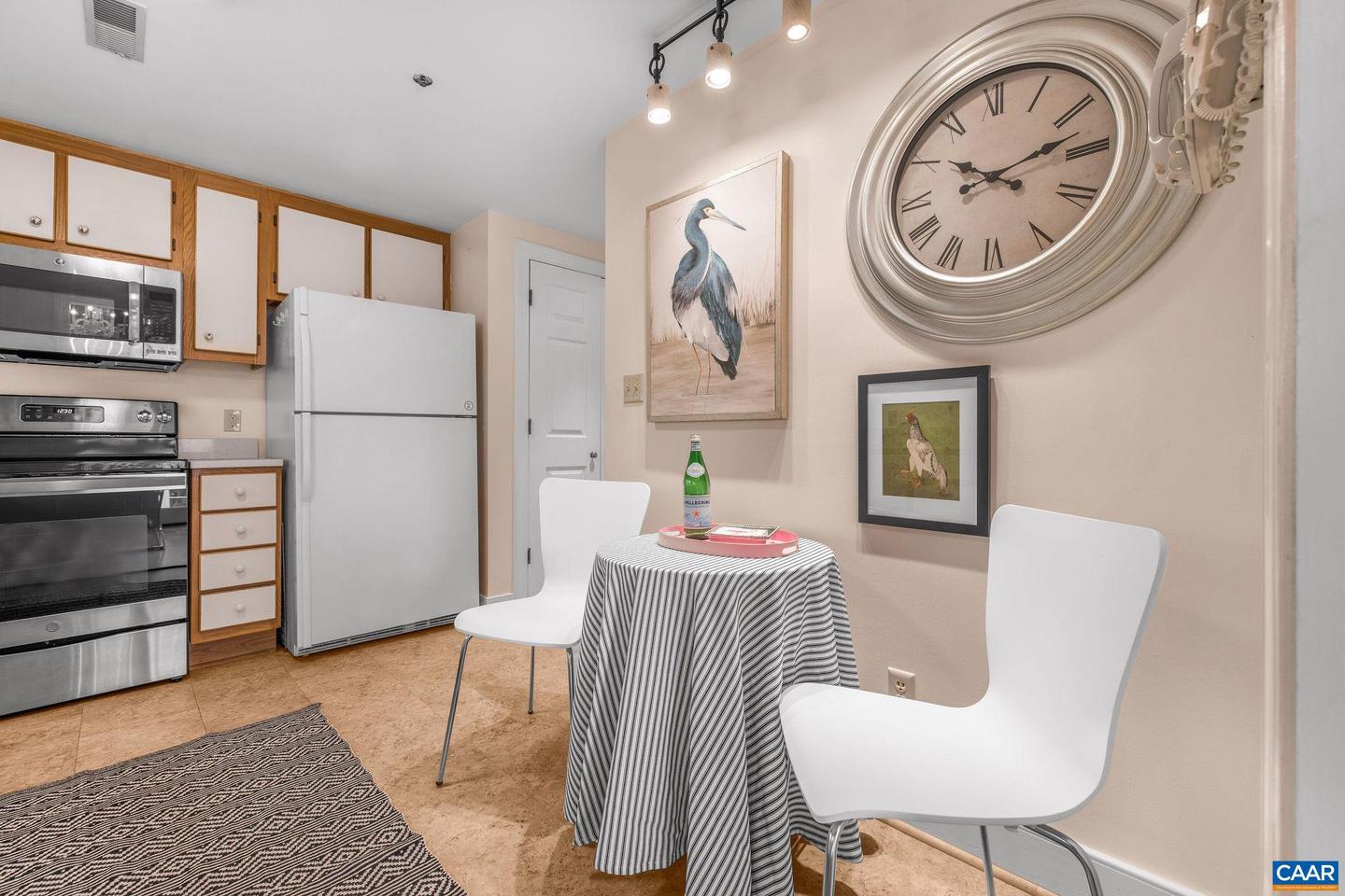 237 EAST JEFFERSON ST, CHARLOTTESVILLE, Virginia 22902, 2 Bedrooms Bedrooms, ,2 BathroomsBathrooms,Residential,For sale,237 EAST JEFFERSON ST,670356 MLS # 670356 237 EAST JEFFERSON ST, CHARLOTTESVILLE, Virginia 22902, 2 Bedrooms Bedrooms, ,2 BathroomsBathrooms,Residential,For sale,237 EAST JEFFERSON ST,670356 MLS # 670356