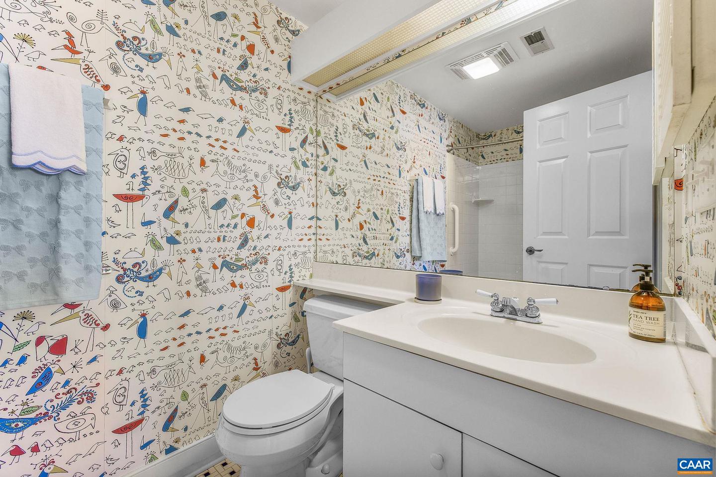 237 EAST JEFFERSON ST, CHARLOTTESVILLE, Virginia 22902, 2 Bedrooms Bedrooms, ,2 BathroomsBathrooms,Residential,For sale,237 EAST JEFFERSON ST,670356 MLS # 670356 237 EAST JEFFERSON ST, CHARLOTTESVILLE, Virginia 22902, 2 Bedrooms Bedrooms, ,2 BathroomsBathrooms,Residential,For sale,237 EAST JEFFERSON ST,670356 MLS # 670356