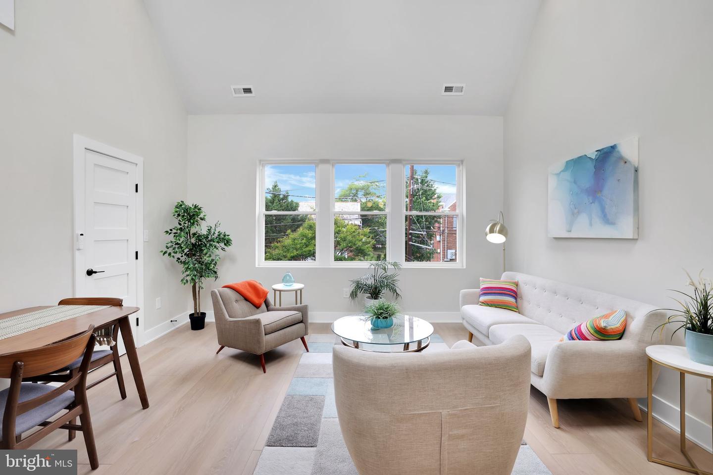 4019 9TH ST NE #1, WASHINGTON, District Of Columbia 20017, 2 Bedrooms Bedrooms, ,2 BathroomsBathrooms,Residential,For sale,4019 9TH ST NE #1,DCDC2228692 MLS # DCDC2228692 4019 9TH ST NE #1, WASHINGTON, District Of Columbia 20017, 2 Bedrooms Bedrooms, ,2 BathroomsBathrooms,Residential,For sale,4019 9TH ST NE #1,DCDC2228692 MLS # DCDC2228692