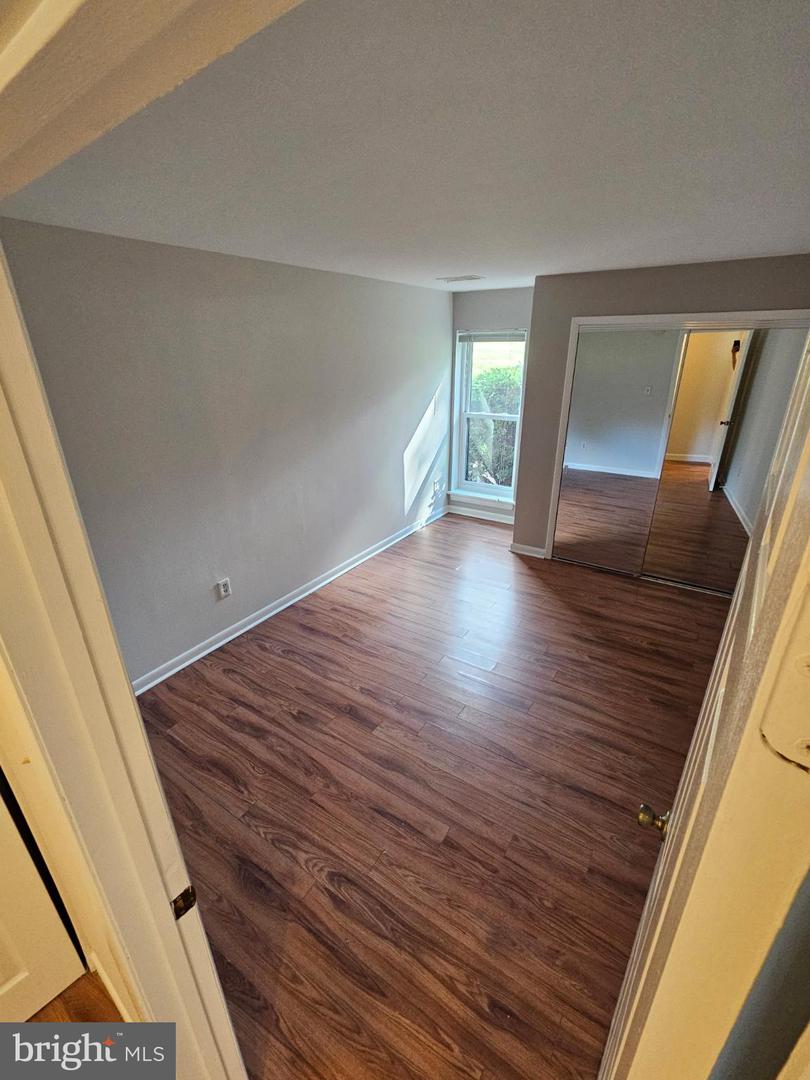 5809 ROYAL RIDGE DR #I, SPRINGFIELD, Virginia 22152, 2 Bedrooms Bedrooms, ,2 BathroomsBathrooms,Residential,For sale,5809 ROYAL RIDGE DR #I,VAFX2276142 MLS # VAFX2276142 5809 ROYAL RIDGE DR #I, SPRINGFIELD, Virginia 22152, 2 Bedrooms Bedrooms, ,2 BathroomsBathrooms,Residential,For sale,5809 ROYAL RIDGE DR #I,VAFX2276142 MLS # VAFX2276142