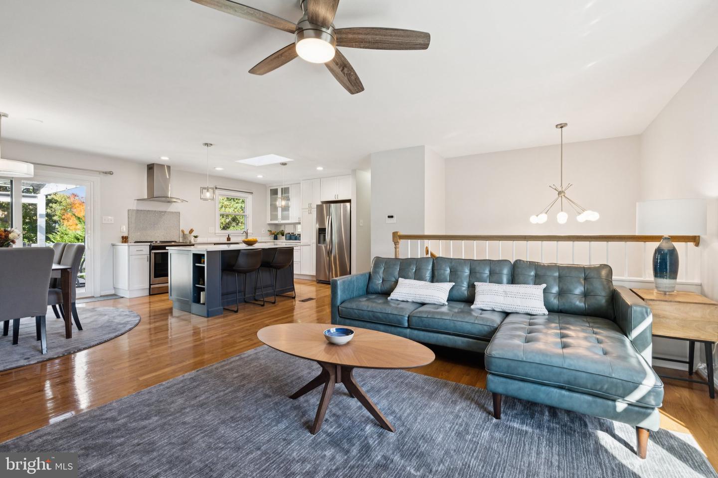 8518 RIVERSIDE RD, ALEXANDRIA, Virginia 22308, 4 Bedrooms Bedrooms, ,3 BathroomsBathrooms,Residential,For sale,8518 RIVERSIDE RD,VAFX2276146 MLS # VAFX2276146