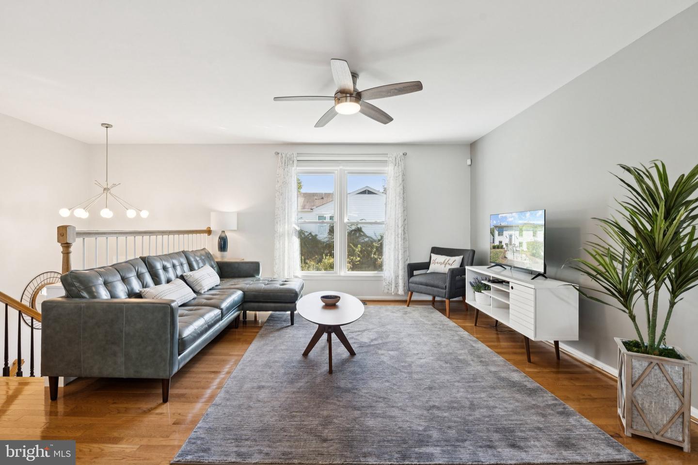 8518 RIVERSIDE RD, ALEXANDRIA, Virginia 22308, 4 Bedrooms Bedrooms, ,3 BathroomsBathrooms,Residential,For sale,8518 RIVERSIDE RD,VAFX2276146 MLS # VAFX2276146