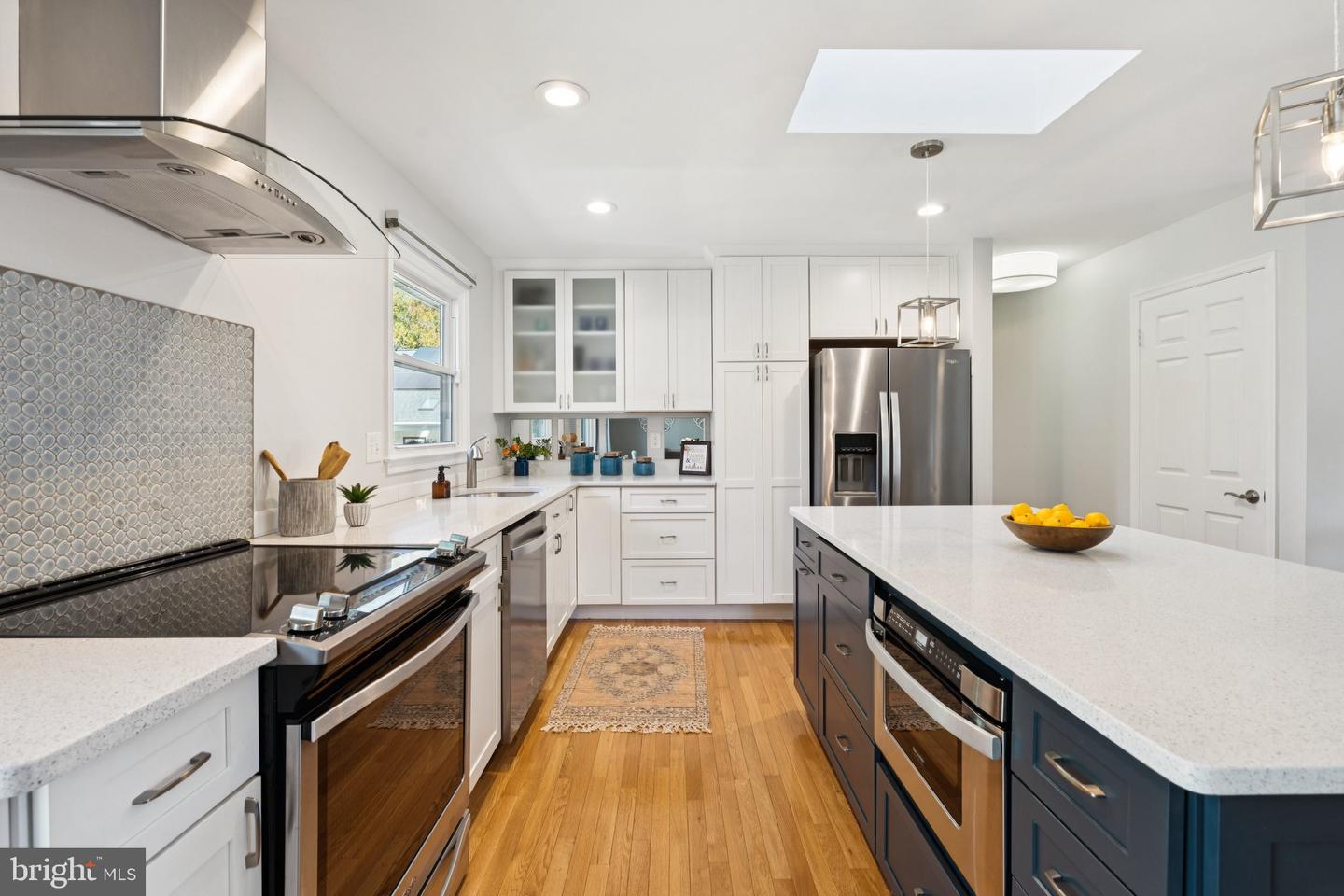 8518 RIVERSIDE RD, ALEXANDRIA, Virginia 22308, 4 Bedrooms Bedrooms, ,3 BathroomsBathrooms,Residential,For sale,8518 RIVERSIDE RD,VAFX2276146 MLS # VAFX2276146