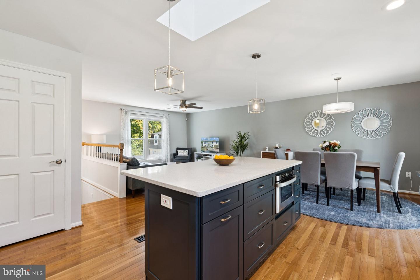 8518 RIVERSIDE RD, ALEXANDRIA, Virginia 22308, 4 Bedrooms Bedrooms, ,3 BathroomsBathrooms,Residential,For sale,8518 RIVERSIDE RD,VAFX2276146 MLS # VAFX2276146
