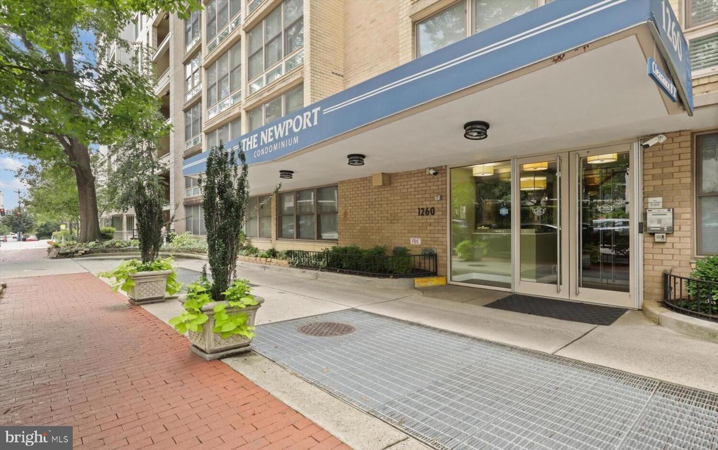 1260 NW 21ST ST NW #210, WASHINGTON, District Of Columbia 20036, 1 Room Rooms,1 BathroomBathrooms,Residential,For sale,1260 NW 21ST ST NW #210,DCDC2228630 MLS # DCDC2228630 1260 NW 21ST ST NW #210, WASHINGTON, District Of Columbia 20036, 1 Room Rooms,1 BathroomBathrooms,Residential,For sale,1260 NW 21ST ST NW #210,DCDC2228630 MLS # DCDC2228630