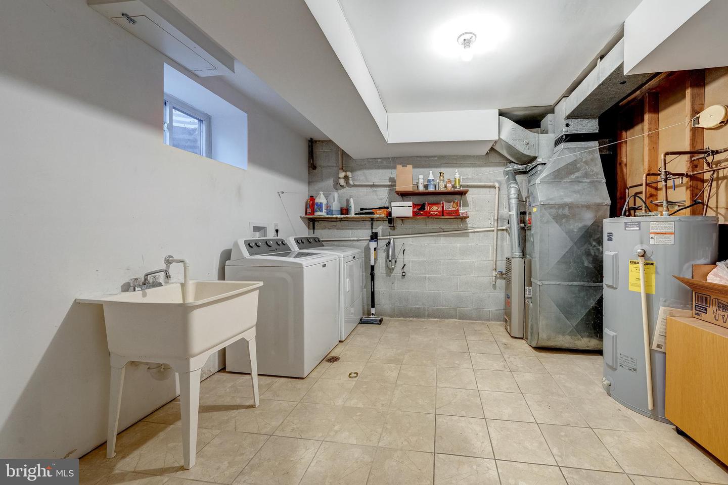 7779 TIVERTON DR, SPRINGFIELD, Virginia 22152, 3 Bedrooms Bedrooms, ,2 BathroomsBathrooms,Residential,For sale,7779 TIVERTON DR,VAFX2276014 MLS # VAFX2276014 7779 TIVERTON DR, SPRINGFIELD, Virginia 22152, 3 Bedrooms Bedrooms, ,2 BathroomsBathrooms,Residential,For sale,7779 TIVERTON DR,VAFX2276014 MLS # VAFX2276014