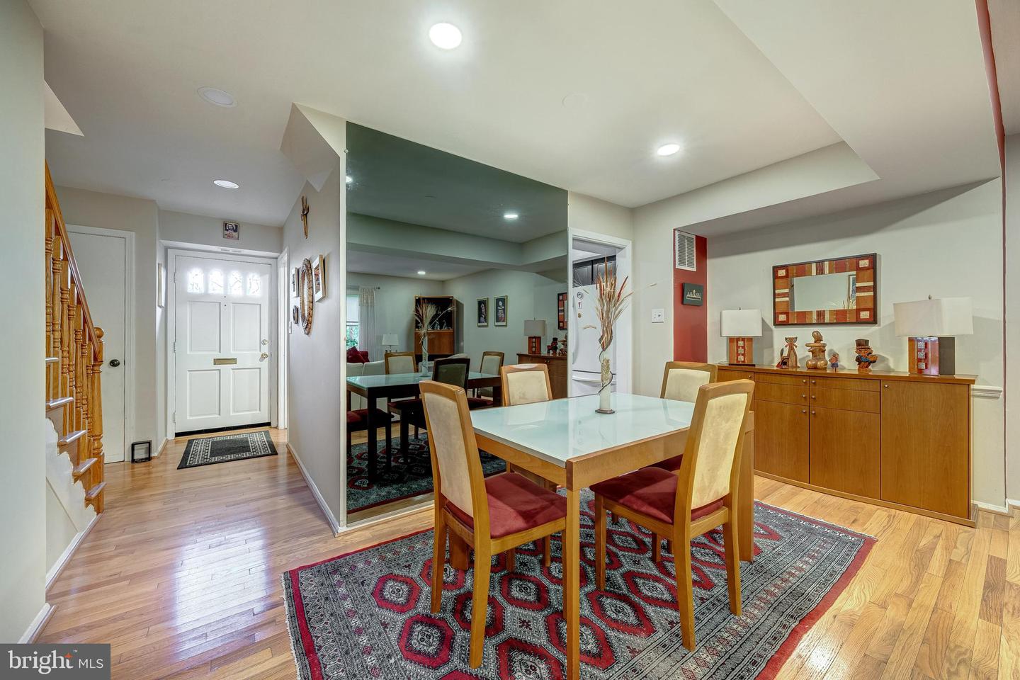 7779 TIVERTON DR, SPRINGFIELD, Virginia 22152, 3 Bedrooms Bedrooms, ,2 BathroomsBathrooms,Residential,For sale,7779 TIVERTON DR,VAFX2276014 MLS # VAFX2276014 7779 TIVERTON DR, SPRINGFIELD, Virginia 22152, 3 Bedrooms Bedrooms, ,2 BathroomsBathrooms,Residential,For sale,7779 TIVERTON DR,VAFX2276014 MLS # VAFX2276014