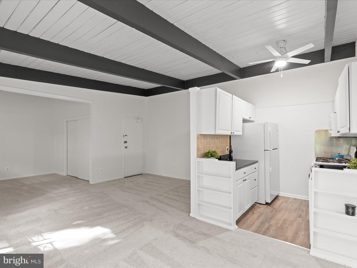 4211 AMERICANA DR #202, ANNANDALE, Virginia 22003, 1 Bedroom Bedrooms, 4 Rooms Rooms,1 BathroomBathrooms,Residential,For sale,4211 AMERICANA DR #202,VAFX2276022 MLS # VAFX2276022 4211 AMERICANA DR #202, ANNANDALE, Virginia 22003, 1 Bedroom Bedrooms, 4 Rooms Rooms,1 BathroomBathrooms,Residential,For sale,4211 AMERICANA DR #202,VAFX2276022 MLS # VAFX2276022