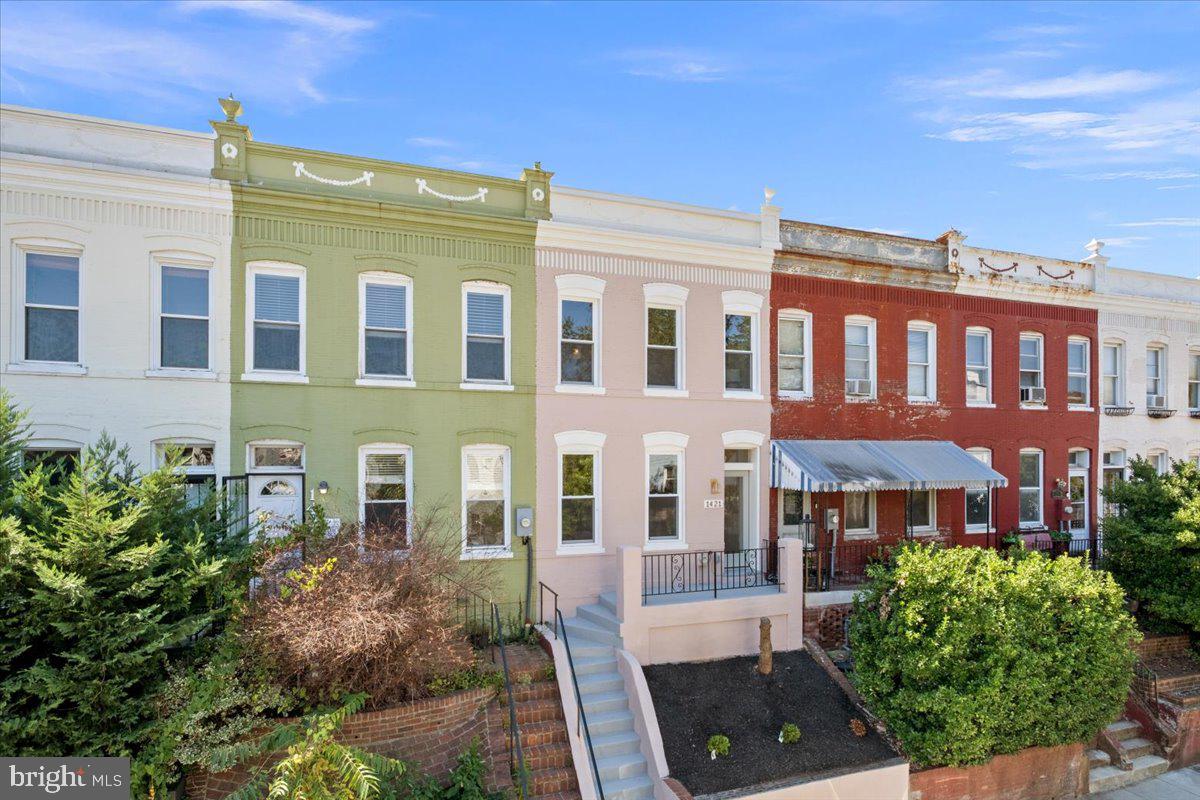 1421 DUNCAN ST NE, WASHINGTON, District Of Columbia 20002, 3 Bedrooms Bedrooms, ,2 BathroomsBathrooms,Residential,For sale,1421 DUNCAN ST NE,DCDC2228684 MLS # DCDC2228684 1421 DUNCAN ST NE, WASHINGTON, District Of Columbia 20002, 3 Bedrooms Bedrooms, ,2 BathroomsBathrooms,Residential,For sale,1421 DUNCAN ST NE,DCDC2228684 MLS # DCDC2228684