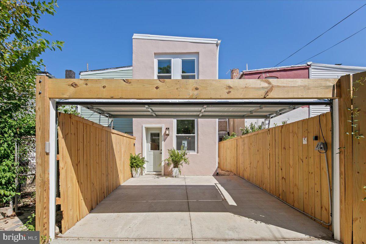 1421 DUNCAN ST NE, WASHINGTON, District Of Columbia 20002, 3 Bedrooms Bedrooms, ,2 BathroomsBathrooms,Residential,For sale,1421 DUNCAN ST NE,DCDC2228684 MLS # DCDC2228684 1421 DUNCAN ST NE, WASHINGTON, District Of Columbia 20002, 3 Bedrooms Bedrooms, ,2 BathroomsBathrooms,Residential,For sale,1421 DUNCAN ST NE,DCDC2228684 MLS # DCDC2228684