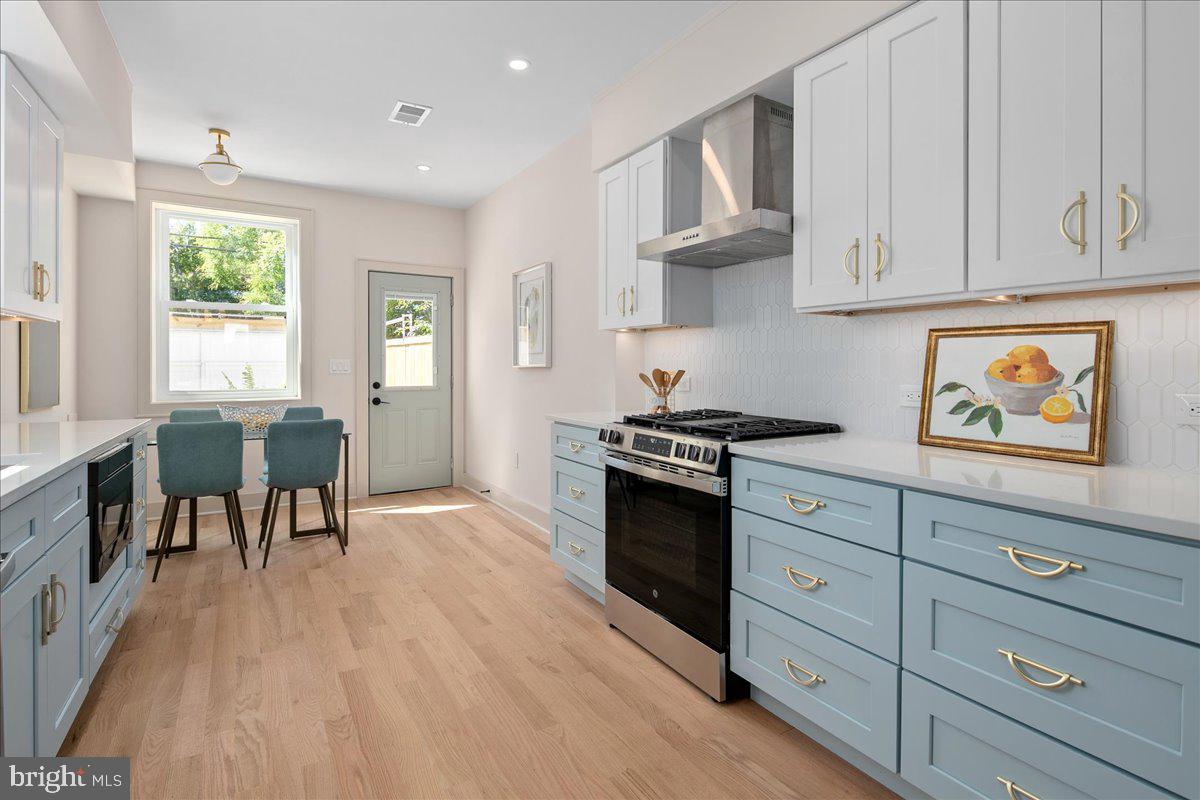 1421 DUNCAN ST NE, WASHINGTON, District Of Columbia 20002, 3 Bedrooms Bedrooms, ,2 BathroomsBathrooms,Residential,For sale,1421 DUNCAN ST NE,DCDC2228684 MLS # DCDC2228684 1421 DUNCAN ST NE, WASHINGTON, District Of Columbia 20002, 3 Bedrooms Bedrooms, ,2 BathroomsBathrooms,Residential,For sale,1421 DUNCAN ST NE,DCDC2228684 MLS # DCDC2228684