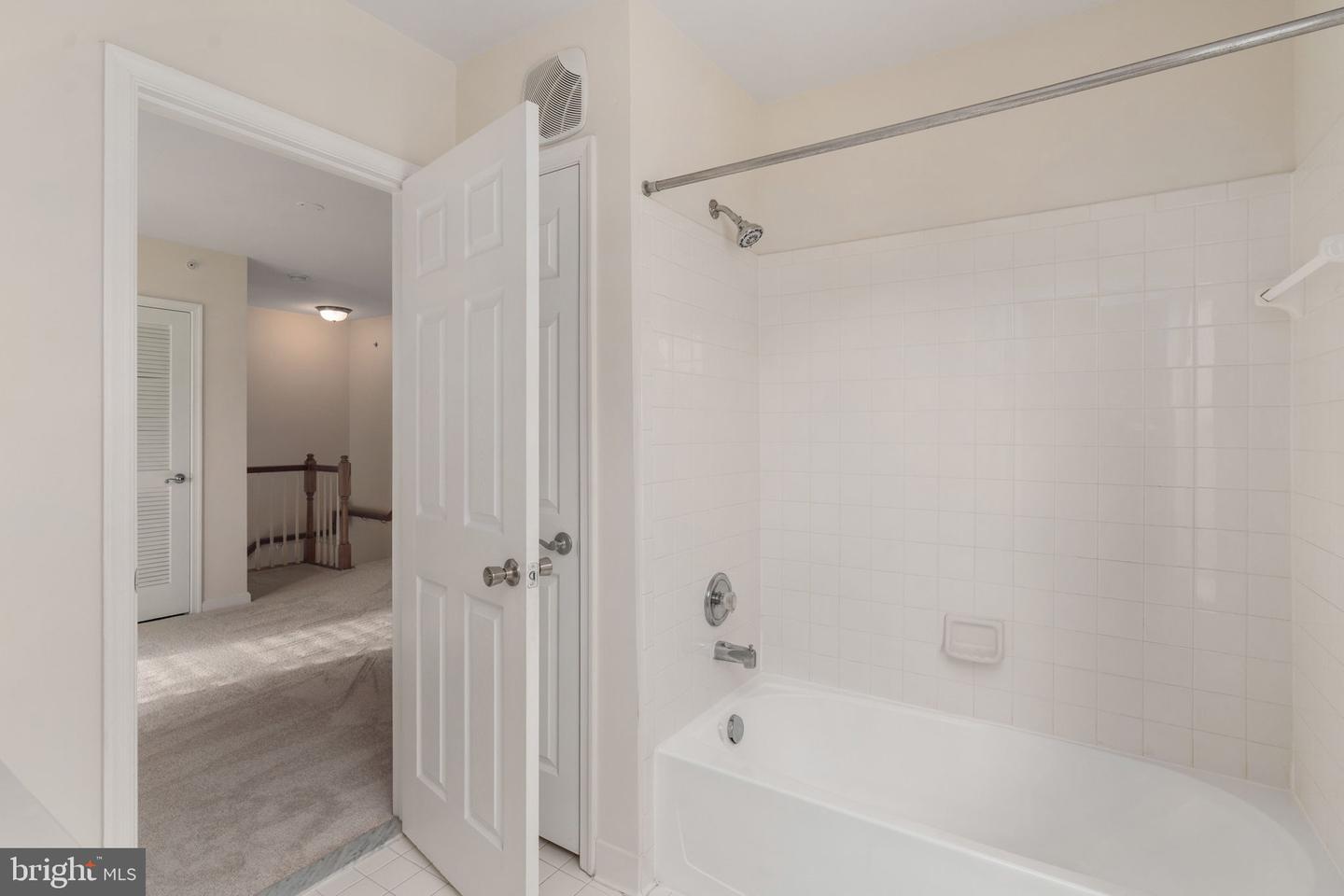 1825 CEDAR COVE WAY #201, WOODBRIDGE, Virginia 22191, 3 Bedrooms Bedrooms, ,2 BathroomsBathrooms,Residential,For sale,1825 CEDAR COVE WAY #201,VAPW2106668 MLS # VAPW2106668 1825 CEDAR COVE WAY #201, WOODBRIDGE, Virginia 22191, 3 Bedrooms Bedrooms, ,2 BathroomsBathrooms,Residential,For sale,1825 CEDAR COVE WAY #201,VAPW2106668 MLS # VAPW2106668