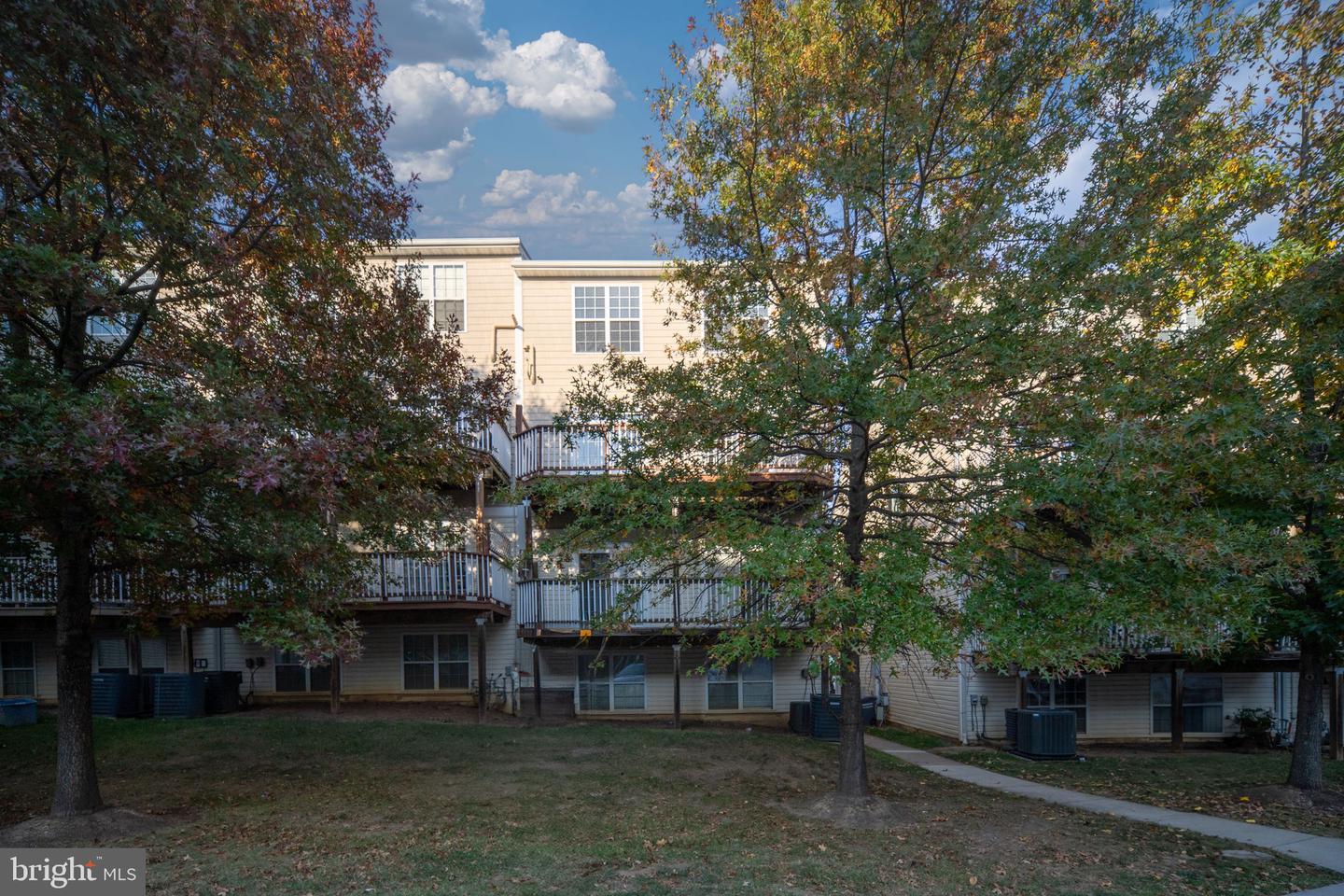 1825 CEDAR COVE WAY #201, WOODBRIDGE, Virginia 22191, 3 Bedrooms Bedrooms, ,2 BathroomsBathrooms,Residential,For sale,1825 CEDAR COVE WAY #201,VAPW2106668 MLS # VAPW2106668 1825 CEDAR COVE WAY #201, WOODBRIDGE, Virginia 22191, 3 Bedrooms Bedrooms, ,2 BathroomsBathrooms,Residential,For sale,1825 CEDAR COVE WAY #201,VAPW2106668 MLS # VAPW2106668