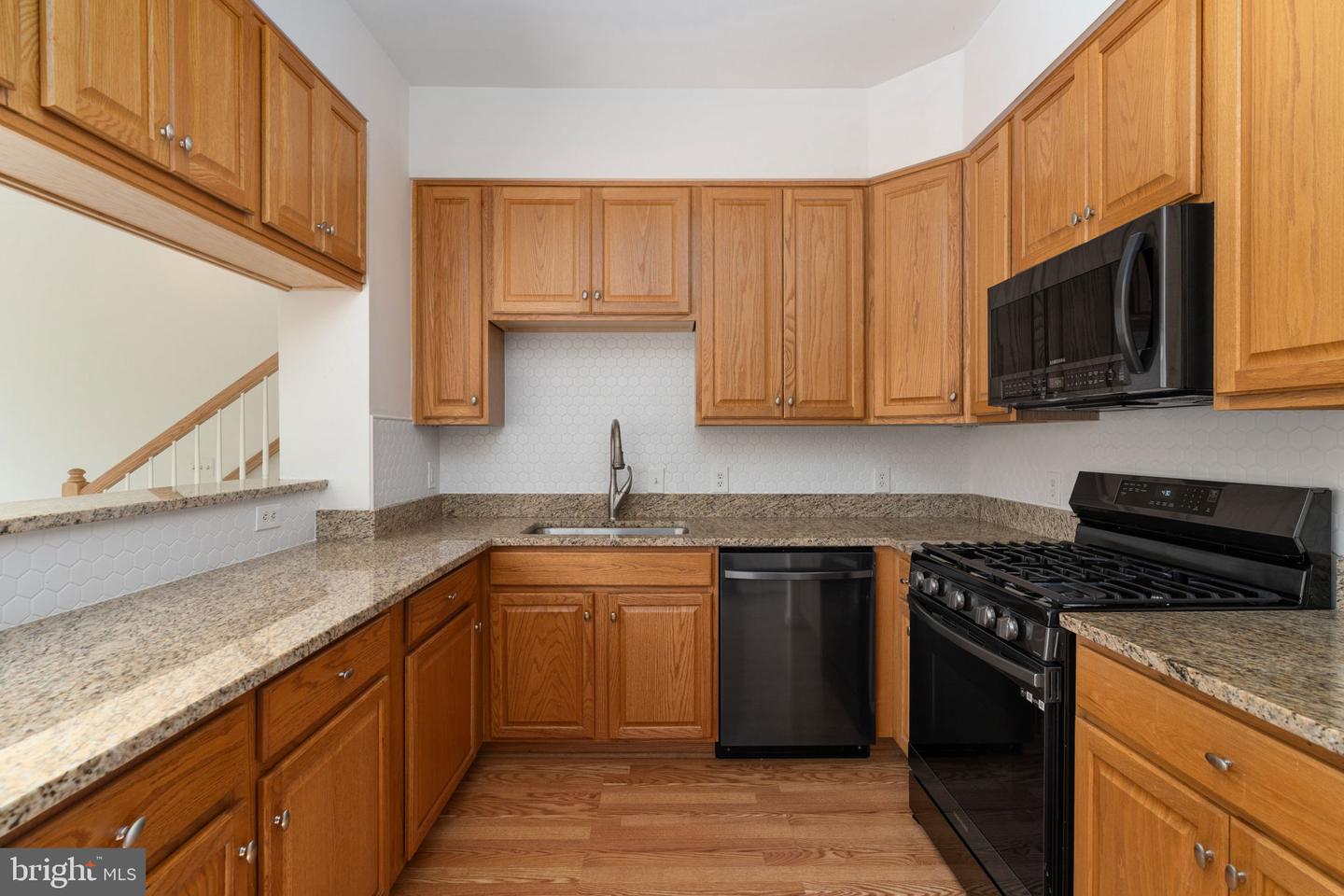 1825 CEDAR COVE WAY #201, WOODBRIDGE, Virginia 22191, 3 Bedrooms Bedrooms, ,2 BathroomsBathrooms,Residential,For sale,1825 CEDAR COVE WAY #201,VAPW2106668 MLS # VAPW2106668 1825 CEDAR COVE WAY #201, WOODBRIDGE, Virginia 22191, 3 Bedrooms Bedrooms, ,2 BathroomsBathrooms,Residential,For sale,1825 CEDAR COVE WAY #201,VAPW2106668 MLS # VAPW2106668