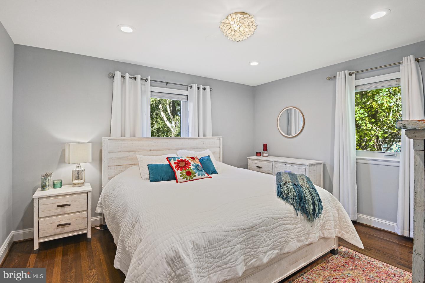 6602 JERRY PL, MCLEAN, Virginia 22101, 4 Bedrooms Bedrooms, ,3 BathroomsBathrooms,Residential,For sale,6602 JERRY PL,VAFX2276064 MLS # VAFX2276064 6602 JERRY PL, MCLEAN, Virginia 22101, 4 Bedrooms Bedrooms, ,3 BathroomsBathrooms,Residential,For sale,6602 JERRY PL,VAFX2276064 MLS # VAFX2276064