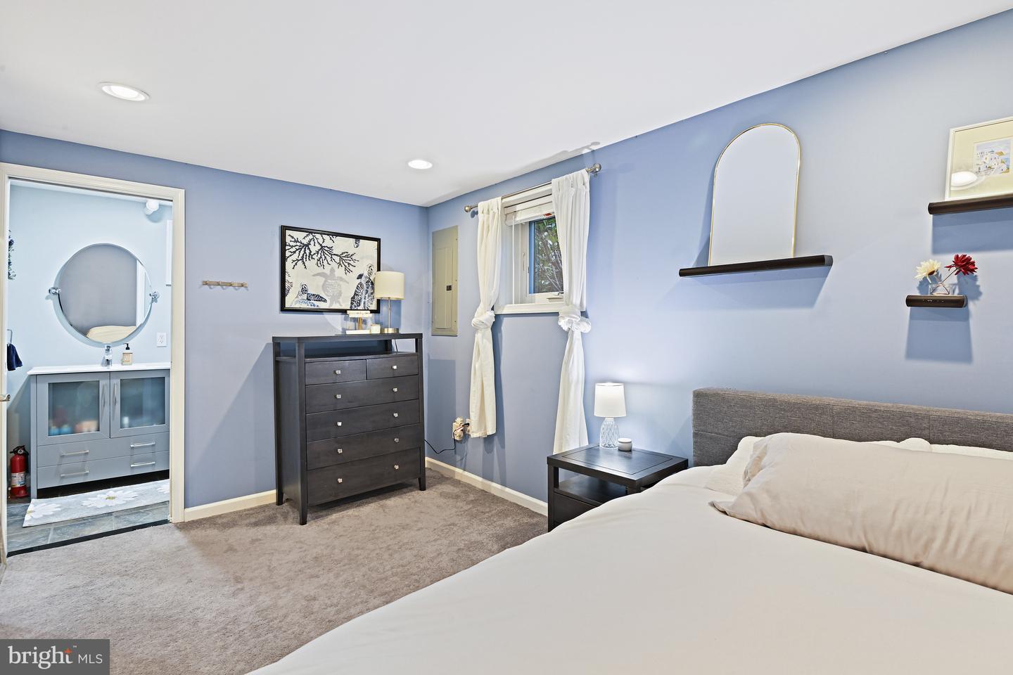 6602 JERRY PL, MCLEAN, Virginia 22101, 4 Bedrooms Bedrooms, ,3 BathroomsBathrooms,Residential,For sale,6602 JERRY PL,VAFX2276064 MLS # VAFX2276064 6602 JERRY PL, MCLEAN, Virginia 22101, 4 Bedrooms Bedrooms, ,3 BathroomsBathrooms,Residential,For sale,6602 JERRY PL,VAFX2276064 MLS # VAFX2276064