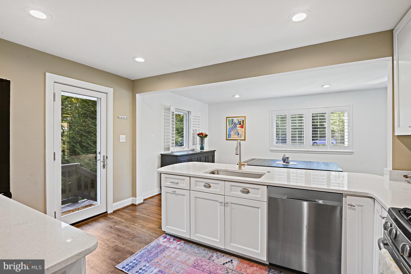 6602 JERRY PL, MCLEAN, Virginia 22101, 4 Bedrooms Bedrooms, ,3 BathroomsBathrooms,Residential,For sale,6602 JERRY PL,VAFX2276064 MLS # VAFX2276064 6602 JERRY PL, MCLEAN, Virginia 22101, 4 Bedrooms Bedrooms, ,3 BathroomsBathrooms,Residential,For sale,6602 JERRY PL,VAFX2276064 MLS # VAFX2276064