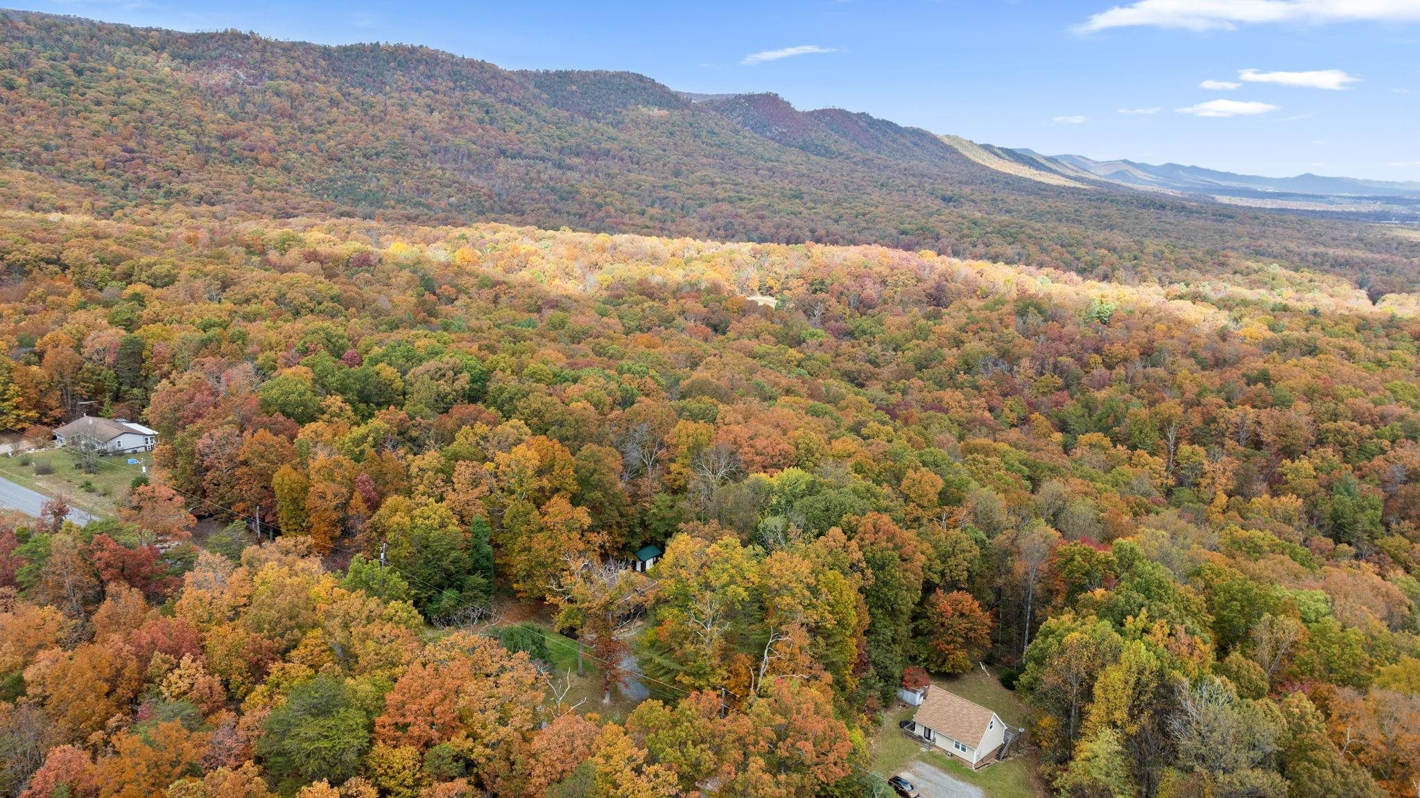 6184 RUNKLES GAP RD, ELKTON, Virginia 22827, 3 Bedrooms Bedrooms, ,2 BathroomsBathrooms,Residential,6184 RUNKLES GAP RD,670461 MLS # 670461 6184 RUNKLES GAP RD, ELKTON, Virginia 22827, 3 Bedrooms Bedrooms, ,2 BathroomsBathrooms,Residential,6184 RUNKLES GAP RD,670461 MLS # 670461