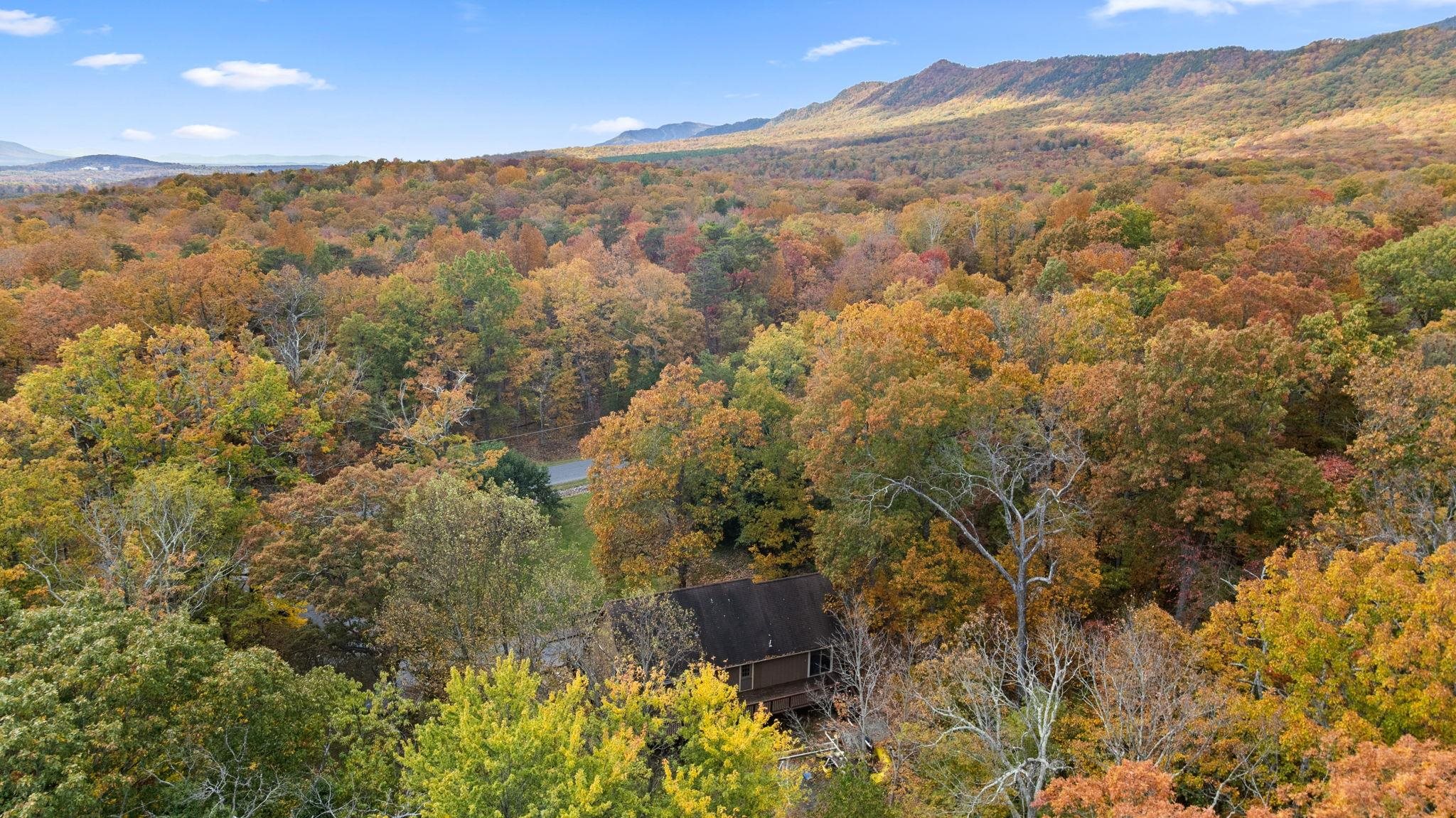 6184 RUNKLES GAP RD, ELKTON, Virginia 22827, 3 Bedrooms Bedrooms, ,2 BathroomsBathrooms,Residential,6184 RUNKLES GAP RD,670461 MLS # 670461 6184 RUNKLES GAP RD, ELKTON, Virginia 22827, 3 Bedrooms Bedrooms, ,2 BathroomsBathrooms,Residential,6184 RUNKLES GAP RD,670461 MLS # 670461