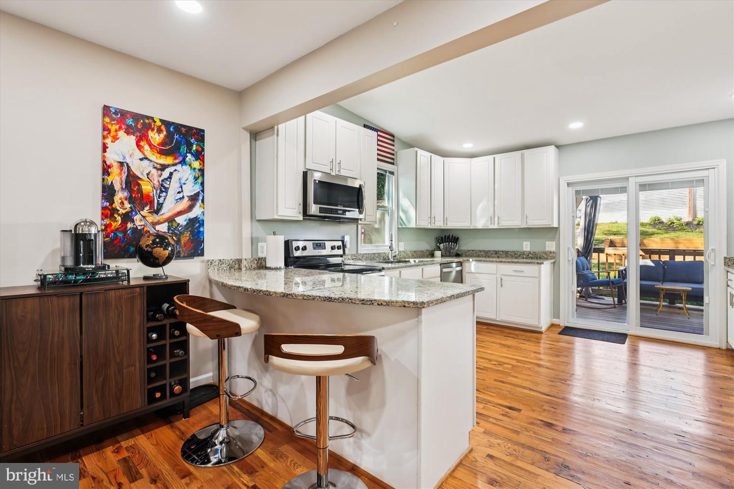 2512 JAMAICA DR, ALEXANDRIA, Virginia 22303, 4 Bedrooms Bedrooms, 7 Rooms Rooms,3 BathroomsBathrooms,Residential,For sale,2512 JAMAICA DR,VAFX2276092 MLS # VAFX2276092