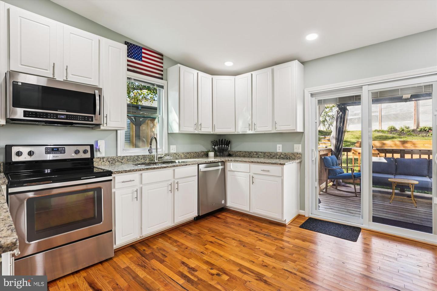 2512 JAMAICA DR, ALEXANDRIA, Virginia 22303, 4 Bedrooms Bedrooms, 7 Rooms Rooms,3 BathroomsBathrooms,Residential,For sale,2512 JAMAICA DR,VAFX2276092 MLS # VAFX2276092