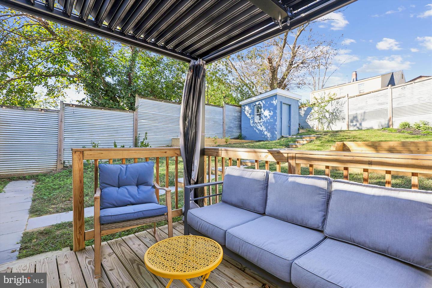 2512 JAMAICA DR, ALEXANDRIA, Virginia 22303, 4 Bedrooms Bedrooms, 7 Rooms Rooms,3 BathroomsBathrooms,Residential,For sale,2512 JAMAICA DR,VAFX2276092 MLS # VAFX2276092