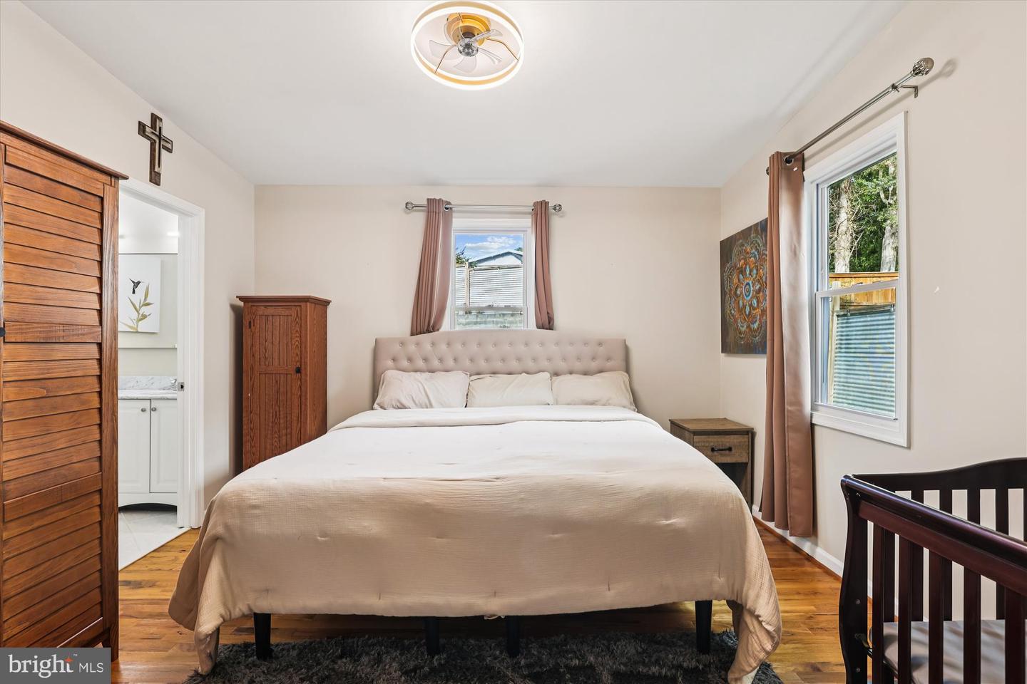 2512 JAMAICA DR, ALEXANDRIA, Virginia 22303, 4 Bedrooms Bedrooms, 7 Rooms Rooms,3 BathroomsBathrooms,Residential,For sale,2512 JAMAICA DR,VAFX2276092 MLS # VAFX2276092
