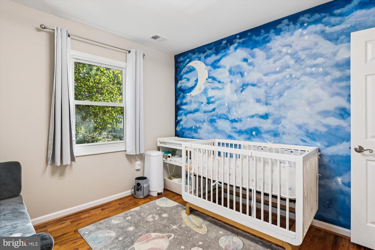2512 JAMAICA DR, ALEXANDRIA, Virginia 22303, 4 Bedrooms Bedrooms, 7 Rooms Rooms,3 BathroomsBathrooms,Residential,For sale,2512 JAMAICA DR,VAFX2276092 MLS # VAFX2276092