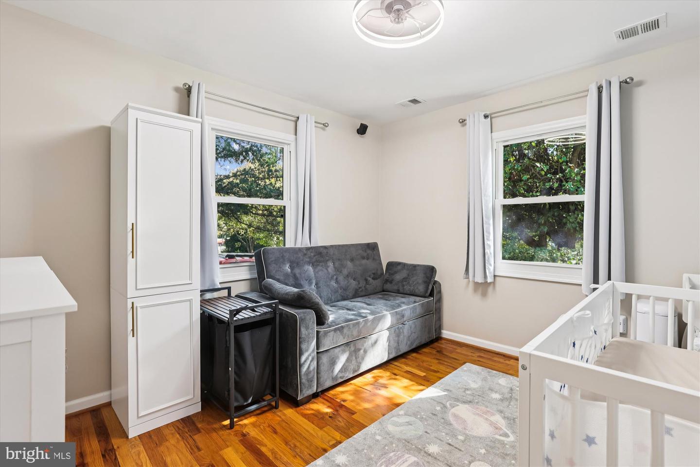 2512 JAMAICA DR, ALEXANDRIA, Virginia 22303, 4 Bedrooms Bedrooms, 7 Rooms Rooms,3 BathroomsBathrooms,Residential,For sale,2512 JAMAICA DR,VAFX2276092 MLS # VAFX2276092