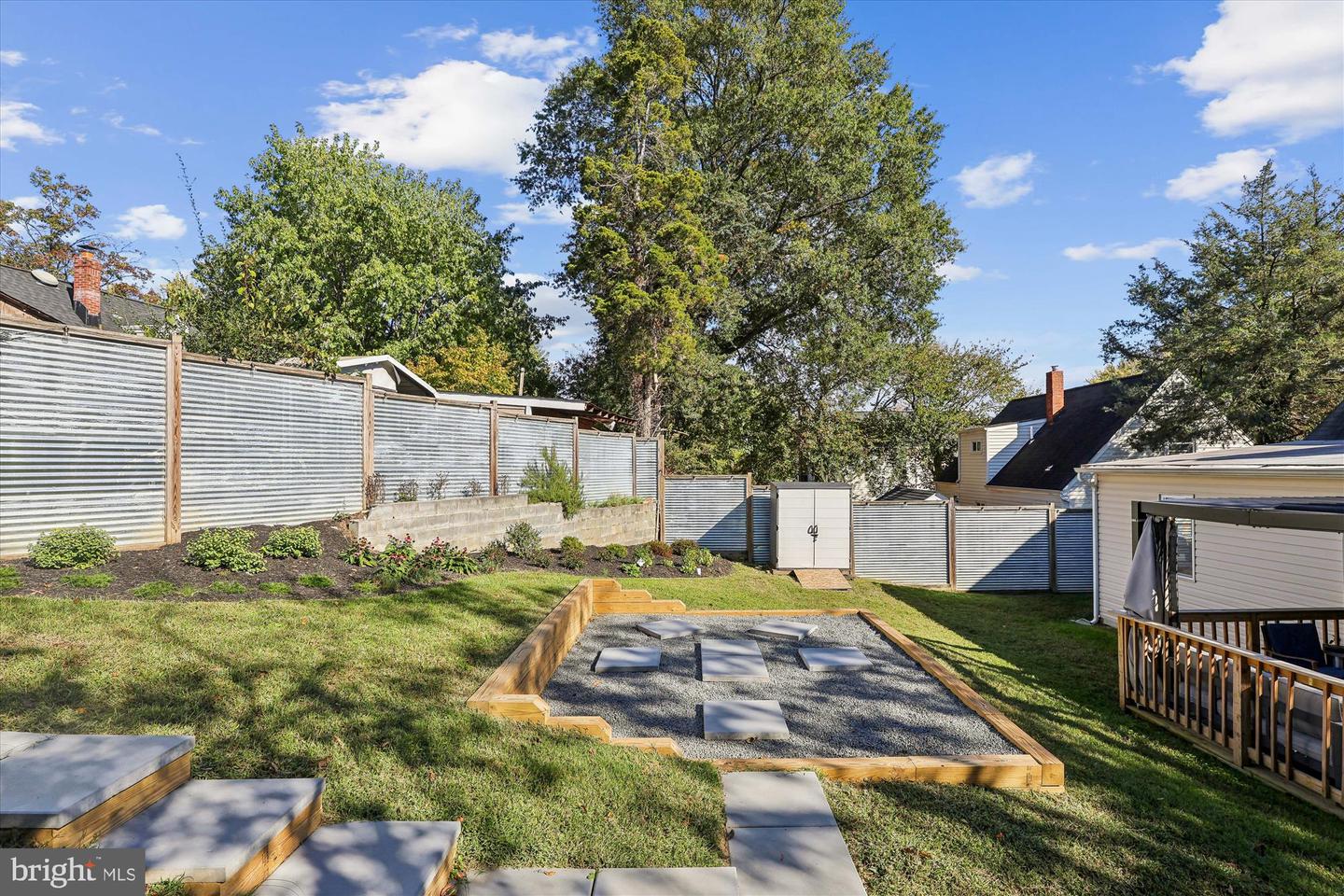 2512 JAMAICA DR, ALEXANDRIA, Virginia 22303, 4 Bedrooms Bedrooms, 7 Rooms Rooms,3 BathroomsBathrooms,Residential,For sale,2512 JAMAICA DR,VAFX2276092 MLS # VAFX2276092