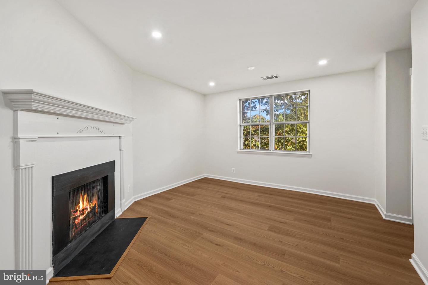 4619-C 28TH RD S #C, ARLINGTON, Virginia 22206, 2 Bedrooms Bedrooms, ,1 BathroomBathrooms,Residential,For sale,4619-C 28TH RD S #C,VAAR2065292 MLS # VAAR2065292 4619-C 28TH RD S #C, ARLINGTON, Virginia 22206, 2 Bedrooms Bedrooms, ,1 BathroomBathrooms,Residential,For sale,4619-C 28TH RD S #C,VAAR2065292 MLS # VAAR2065292