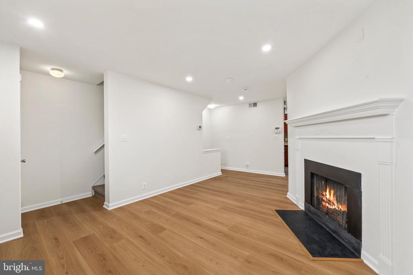 4619-C 28TH RD S #C, ARLINGTON, Virginia 22206, 2 Bedrooms Bedrooms, ,1 BathroomBathrooms,Residential,For sale,4619-C 28TH RD S #C,VAAR2065292 MLS # VAAR2065292 4619-C 28TH RD S #C, ARLINGTON, Virginia 22206, 2 Bedrooms Bedrooms, ,1 BathroomBathrooms,Residential,For sale,4619-C 28TH RD S #C,VAAR2065292 MLS # VAAR2065292