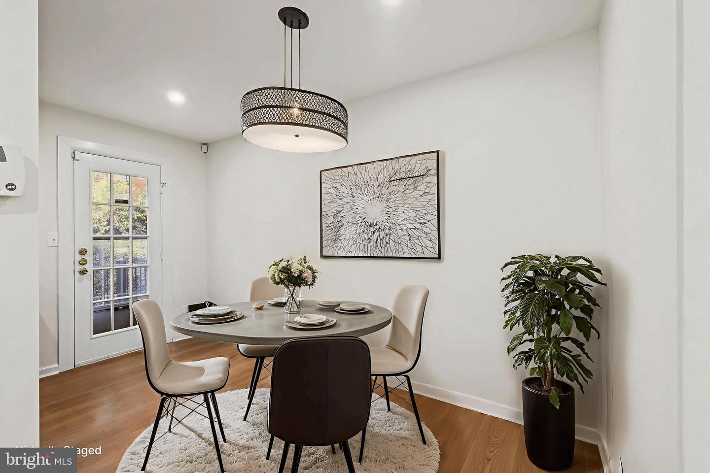 4619-C 28TH RD S #C, ARLINGTON, Virginia 22206, 2 Bedrooms Bedrooms, ,1 BathroomBathrooms,Residential,For sale,4619-C 28TH RD S #C,VAAR2065292 MLS # VAAR2065292 4619-C 28TH RD S #C, ARLINGTON, Virginia 22206, 2 Bedrooms Bedrooms, ,1 BathroomBathrooms,Residential,For sale,4619-C 28TH RD S #C,VAAR2065292 MLS # VAAR2065292