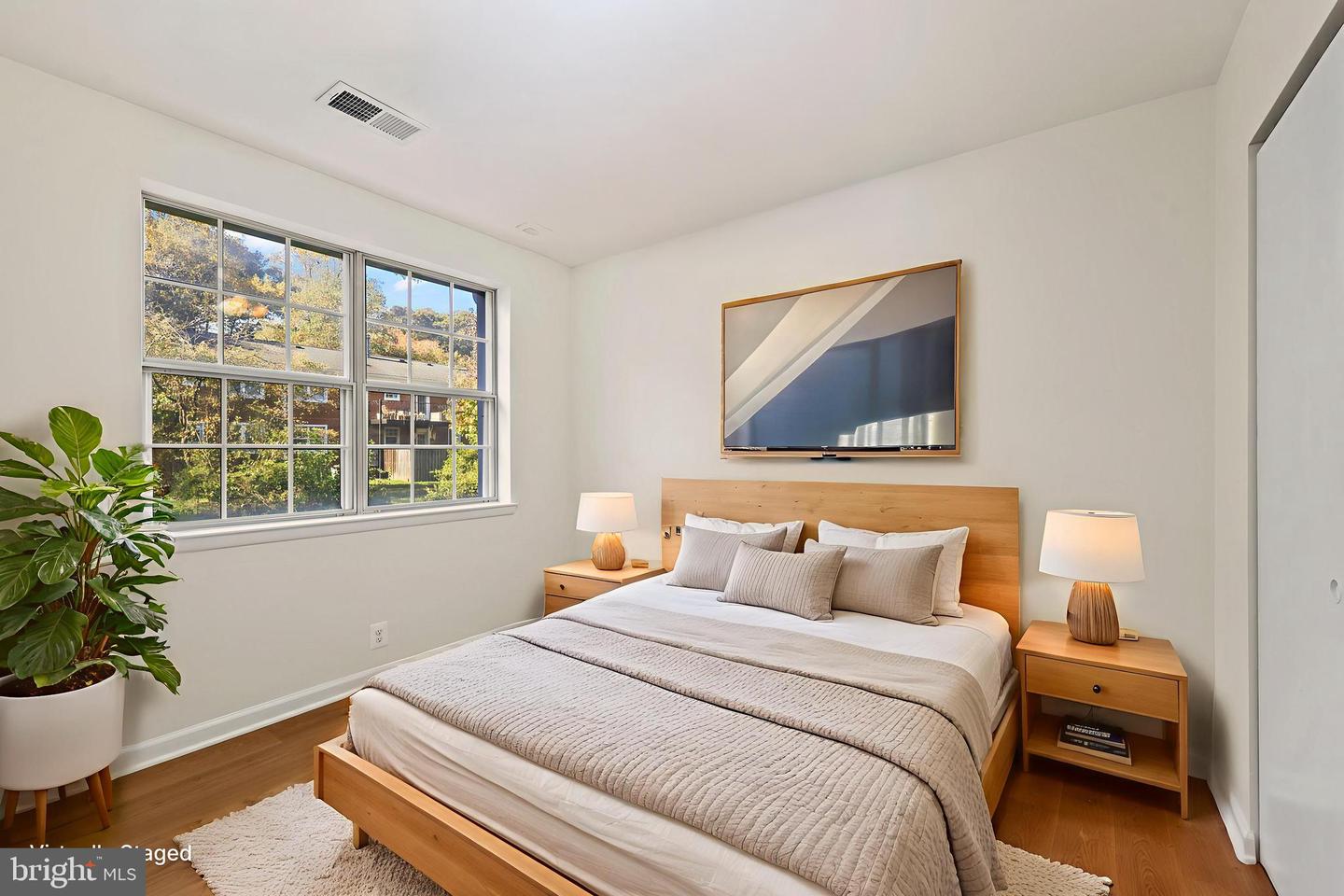4619-C 28TH RD S #C, ARLINGTON, Virginia 22206, 2 Bedrooms Bedrooms, ,1 BathroomBathrooms,Residential,For sale,4619-C 28TH RD S #C,VAAR2065292 MLS # VAAR2065292 4619-C 28TH RD S #C, ARLINGTON, Virginia 22206, 2 Bedrooms Bedrooms, ,1 BathroomBathrooms,Residential,For sale,4619-C 28TH RD S #C,VAAR2065292 MLS # VAAR2065292