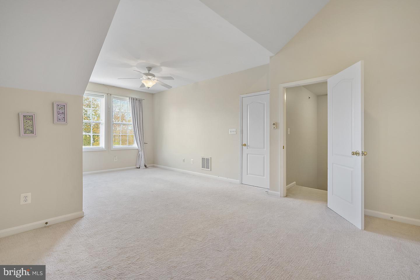 41973 BLUE FLAG TER, ALDIE, Virginia 20105, 3 Bedrooms Bedrooms, ,3 BathroomsBathrooms,Residential,For sale,41973 BLUE FLAG TER,VALO2109572 MLS # VALO2109572