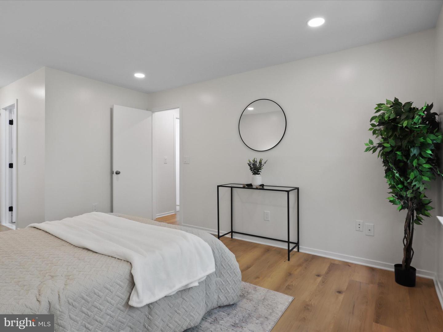 11709 SUMMERCHASE CIR #D, RESTON, Virginia 20194, 2 Bedrooms Bedrooms, 4 Rooms Rooms,2 BathroomsBathrooms,Residential,For sale,11709 SUMMERCHASE CIR #D,VAFX2276010 MLS # VAFX2276010 11709 SUMMERCHASE CIR #D, RESTON, Virginia 20194, 2 Bedrooms Bedrooms, 4 Rooms Rooms,2 BathroomsBathrooms,Residential,For sale,11709 SUMMERCHASE CIR #D,VAFX2276010 MLS # VAFX2276010