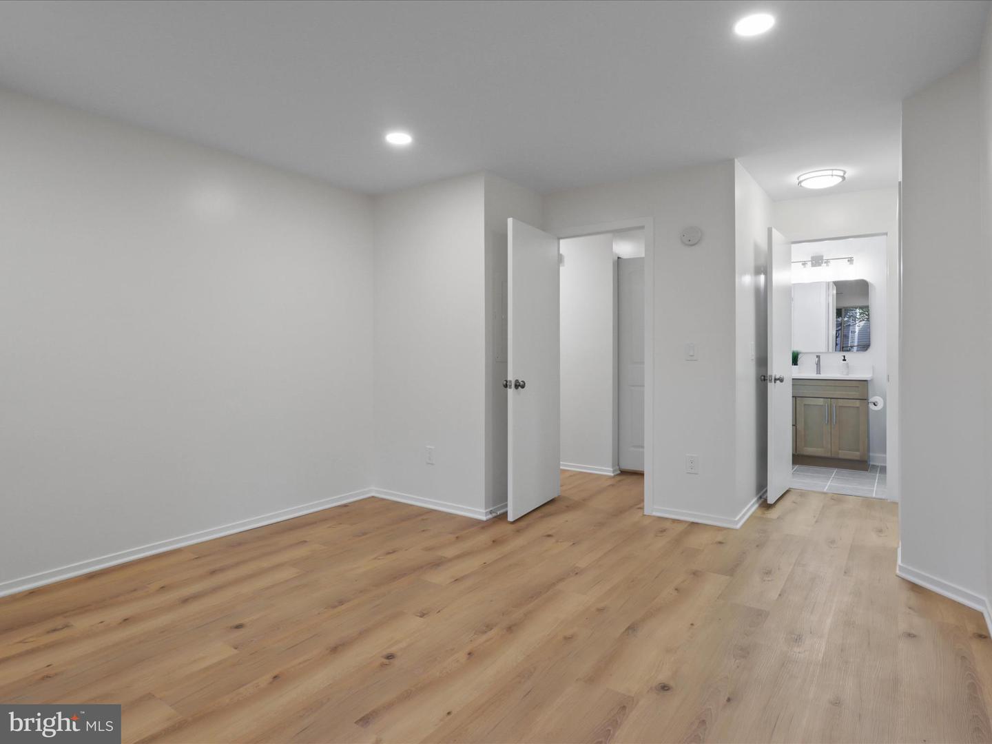 11709 SUMMERCHASE CIR #D, RESTON, Virginia 20194, 2 Bedrooms Bedrooms, 4 Rooms Rooms,2 BathroomsBathrooms,Residential,For sale,11709 SUMMERCHASE CIR #D,VAFX2276010 MLS # VAFX2276010 11709 SUMMERCHASE CIR #D, RESTON, Virginia 20194, 2 Bedrooms Bedrooms, 4 Rooms Rooms,2 BathroomsBathrooms,Residential,For sale,11709 SUMMERCHASE CIR #D,VAFX2276010 MLS # VAFX2276010