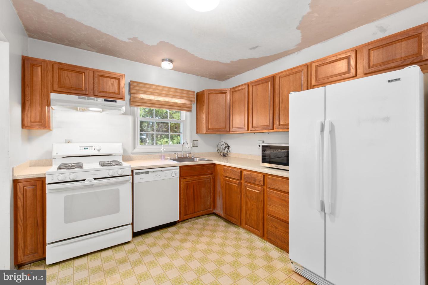 3517 WAVERLY DR, FREDERICKSBURG, Virginia 22407, 3 Bedrooms Bedrooms, ,2 BathroomsBathrooms,Residential,For sale,3517 WAVERLY DR,VASP2037204 MLS # VASP2037204 3517 WAVERLY DR, FREDERICKSBURG, Virginia 22407, 3 Bedrooms Bedrooms, ,2 BathroomsBathrooms,Residential,For sale,3517 WAVERLY DR,VASP2037204 MLS # VASP2037204