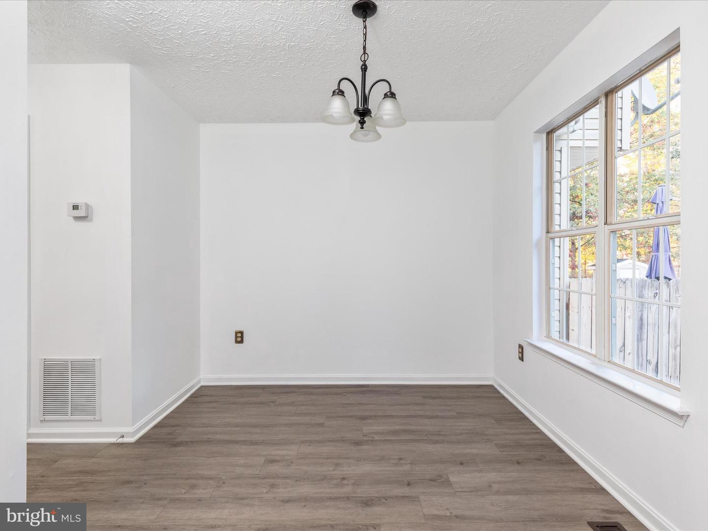 321 SHERANDO CIR, STEPHENS CITY, Virginia 22655, 3 Bedrooms Bedrooms, ,2 BathroomsBathrooms,Residential,For sale,321 SHERANDO CIR,VAFV2037652 MLS # VAFV2037652 321 SHERANDO CIR, STEPHENS CITY, Virginia 22655, 3 Bedrooms Bedrooms, ,2 BathroomsBathrooms,Residential,For sale,321 SHERANDO CIR,VAFV2037652 MLS # VAFV2037652