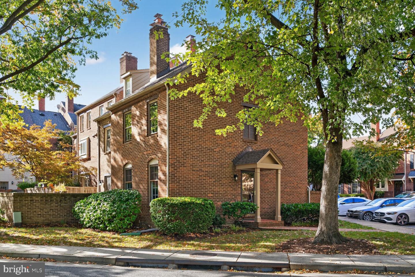 700 W ABINGDON CT, ALEXANDRIA, Virginia 22314, 2 Bedrooms Bedrooms, ,2 BathroomsBathrooms,Residential,For sale,700 W ABINGDON CT,VAAX2051178 MLS # VAAX2051178 700 W ABINGDON CT, ALEXANDRIA, Virginia 22314, 2 Bedrooms Bedrooms, ,2 BathroomsBathrooms,Residential,For sale,700 W ABINGDON CT,VAAX2051178 MLS # VAAX2051178