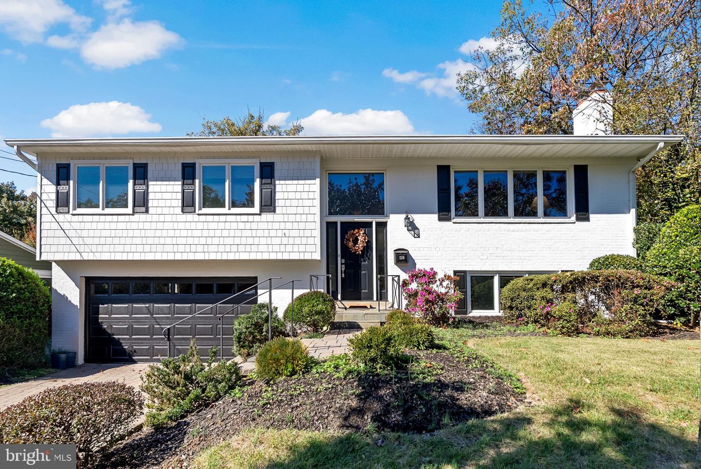 1336 N IVANHOE ST N, ALEXANDRIA, Virginia 22304, 4 Bedrooms Bedrooms, ,3 BathroomsBathrooms,Residential,For sale,1336 N IVANHOE ST N,VAAX2051180 MLS # VAAX2051180 1336 N IVANHOE ST N, ALEXANDRIA, Virginia 22304, 4 Bedrooms Bedrooms, ,3 BathroomsBathrooms,Residential,For sale,1336 N IVANHOE ST N,VAAX2051180 MLS # VAAX2051180