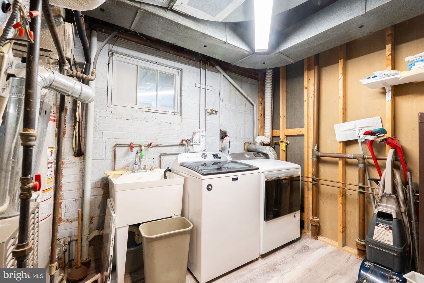 1336 N IVANHOE ST N, ALEXANDRIA, Virginia 22304, 4 Bedrooms Bedrooms, ,3 BathroomsBathrooms,Residential,For sale,1336 N IVANHOE ST N,VAAX2051180 MLS # VAAX2051180 1336 N IVANHOE ST N, ALEXANDRIA, Virginia 22304, 4 Bedrooms Bedrooms, ,3 BathroomsBathrooms,Residential,For sale,1336 N IVANHOE ST N,VAAX2051180 MLS # VAAX2051180