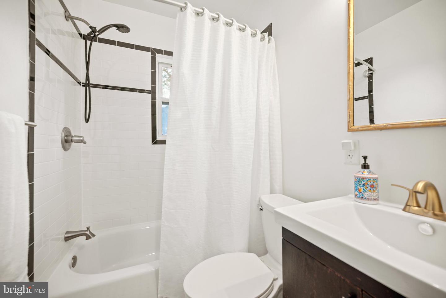 5388 TANEY AVE, ALEXANDRIA, Virginia 22304, 3 Bedrooms Bedrooms, ,1 BathroomBathrooms,Residential,For sale,5388 TANEY AVE,VAAX2051184 MLS # VAAX2051184 5388 TANEY AVE, ALEXANDRIA, Virginia 22304, 3 Bedrooms Bedrooms, ,1 BathroomBathrooms,Residential,For sale,5388 TANEY AVE,VAAX2051184 MLS # VAAX2051184