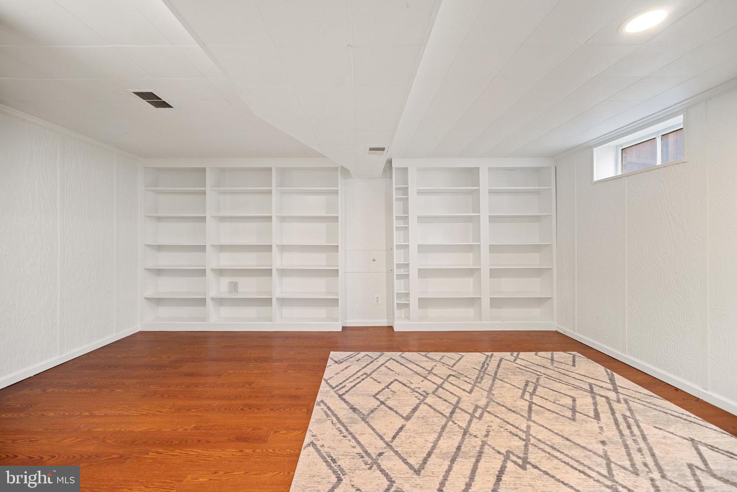 5388 TANEY AVE, ALEXANDRIA, Virginia 22304, 3 Bedrooms Bedrooms, ,1 BathroomBathrooms,Residential,For sale,5388 TANEY AVE,VAAX2051184 MLS # VAAX2051184 5388 TANEY AVE, ALEXANDRIA, Virginia 22304, 3 Bedrooms Bedrooms, ,1 BathroomBathrooms,Residential,For sale,5388 TANEY AVE,VAAX2051184 MLS # VAAX2051184